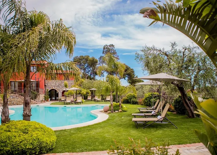 Leonardo Resort